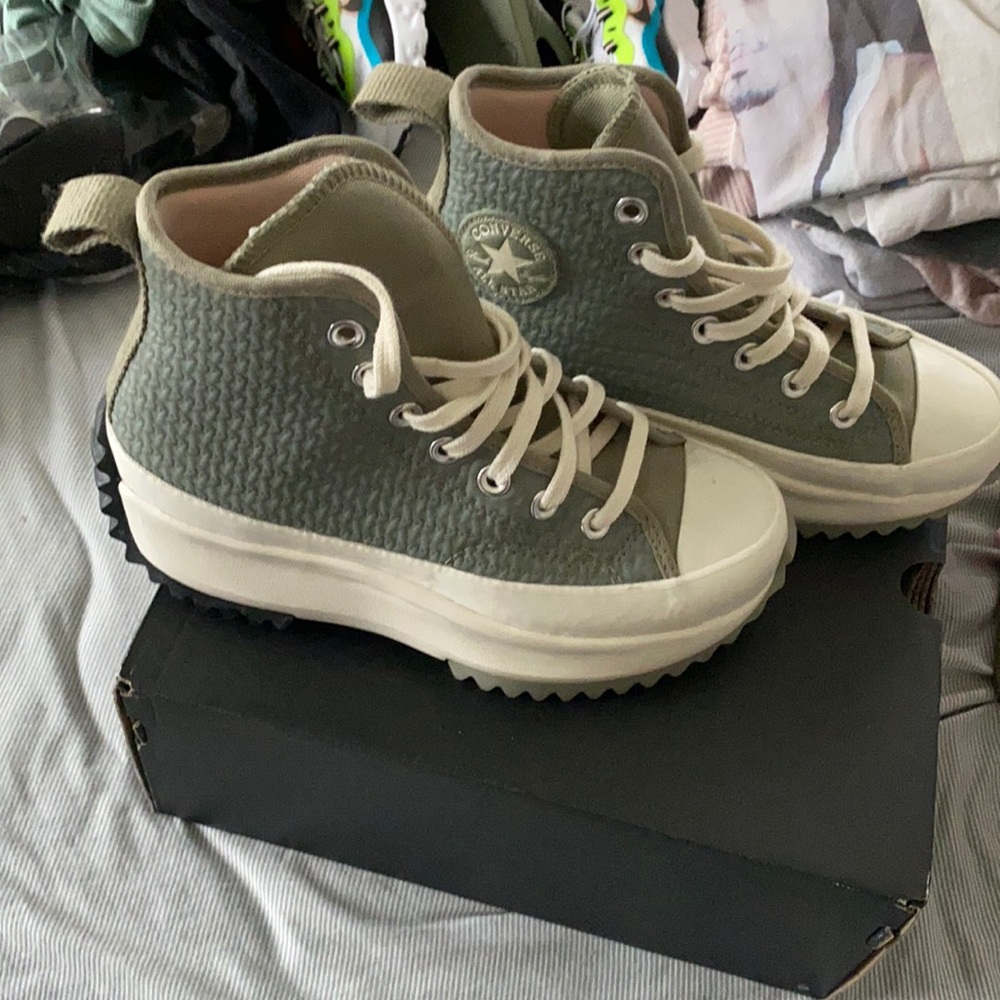 Converse hikers